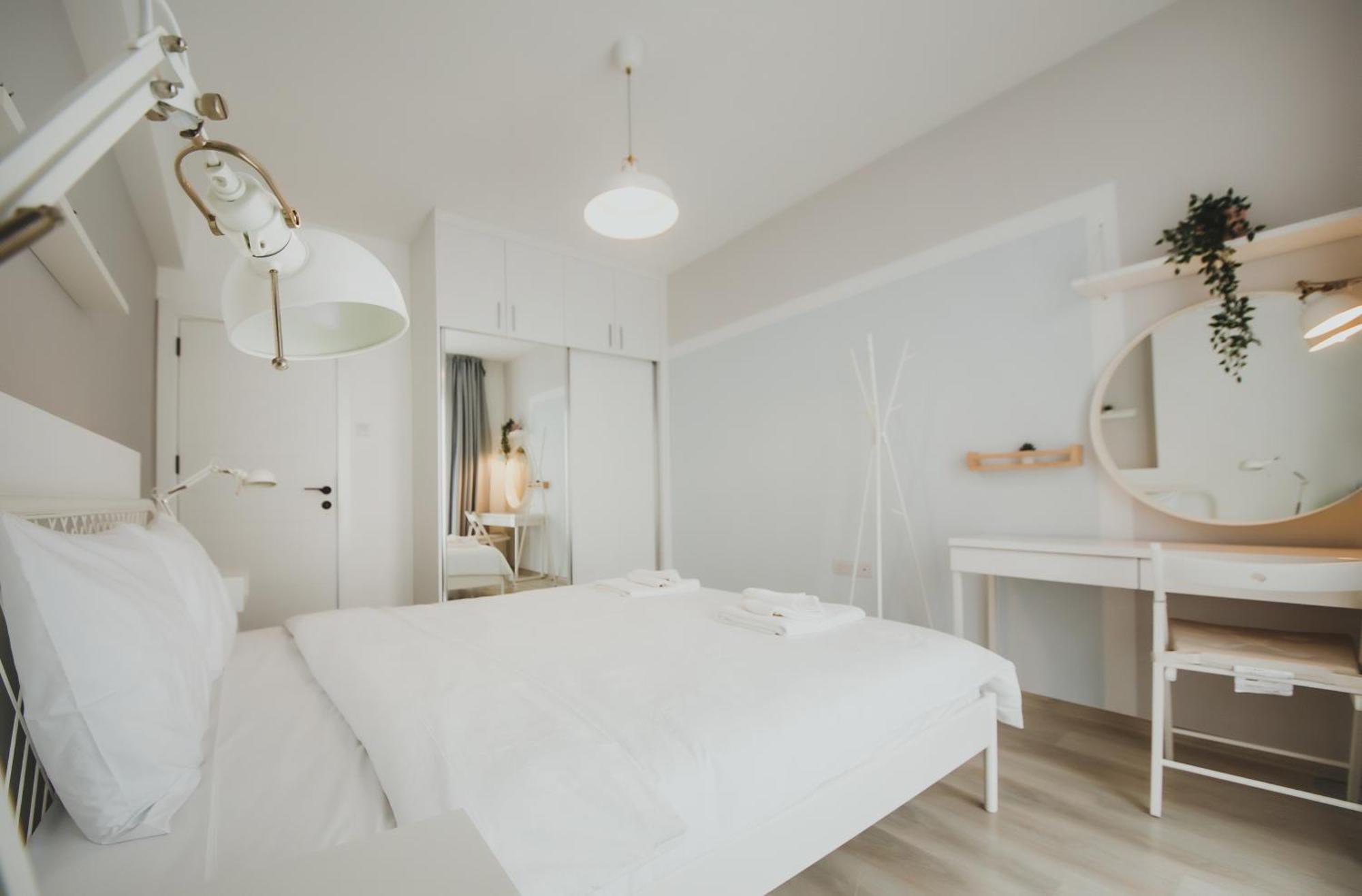 Caesar Blue Seaside Luxury Apartments Gastria Exterior foto